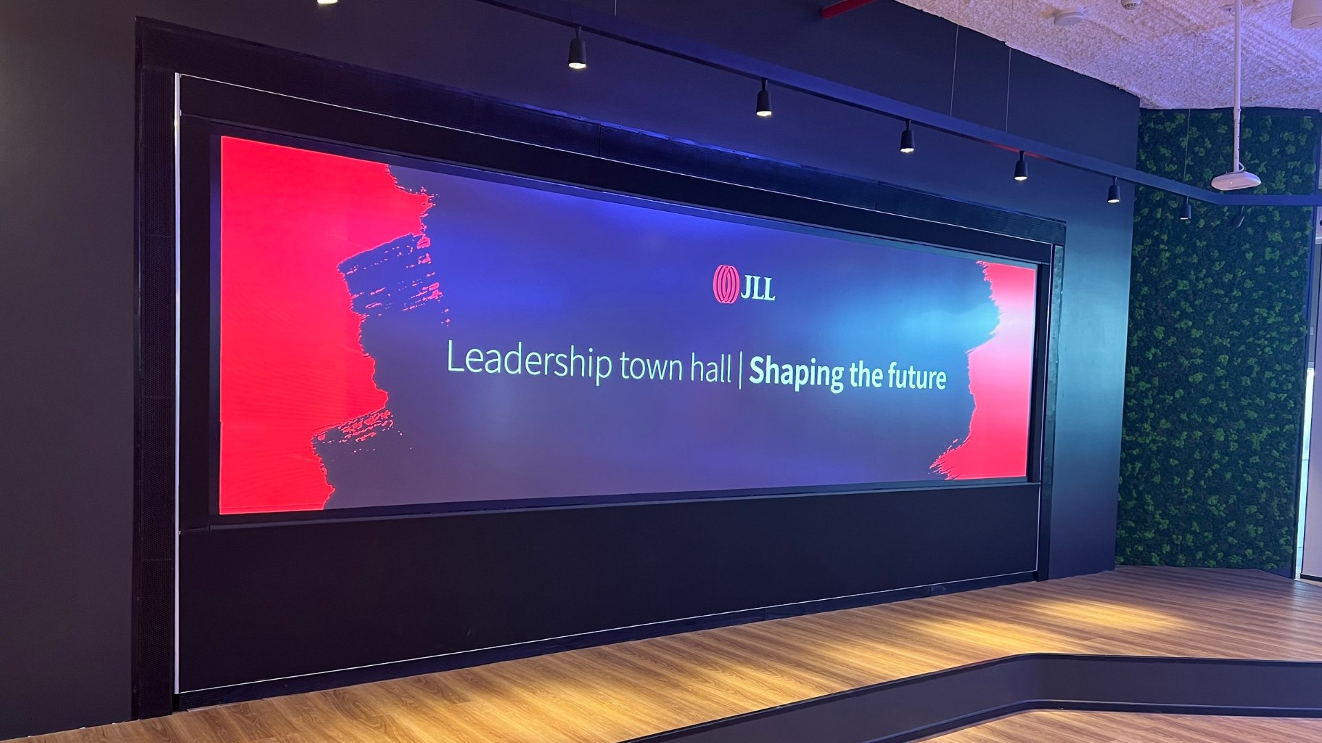 Prysm_JLL_case-study_01